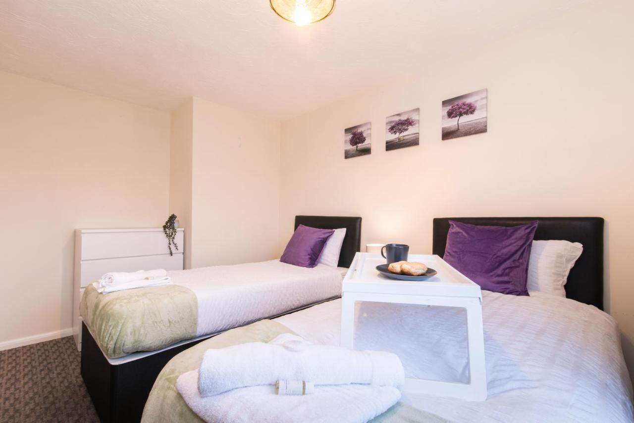 Coventry- Perchfoot 3 Bedroom Contractor And Pet-Friendly Spacious House By Sublime Stays Luaran gambar