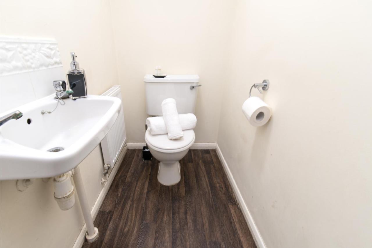 Coventry- Perchfoot 3 Bedroom Contractor And Pet-Friendly Spacious House By Sublime Stays Luaran gambar